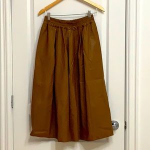Faux leather 3/4 skirt